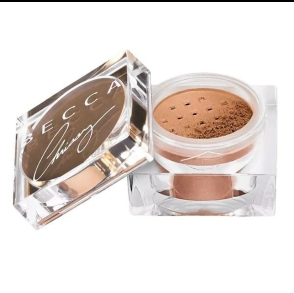 BECCA X Chrissy Confectionary Glow Powder CINNAMON SUGAR Highlighter .14 oz New